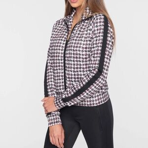 Pam & Gela Tweed Houndstooth Print Jacket w/ Shirred Cuffs - Size Medium
